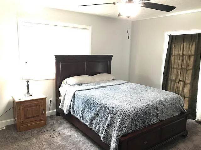 598 Cedar St — Photo 15