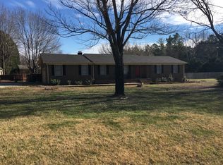 705 Pegg Rd, Greensboro, NC 27409