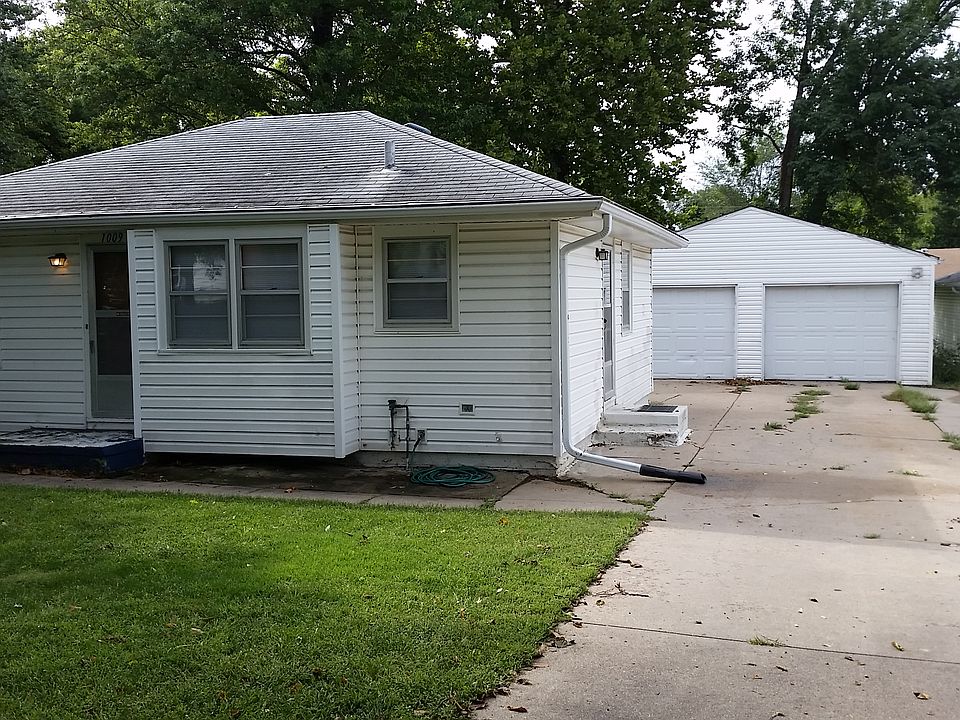1st image of 1009 Judson St