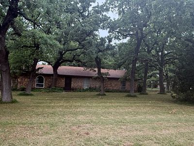 703 W Sherman St, Chico, TX, 76431