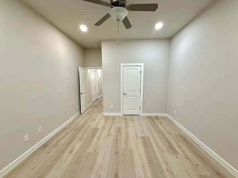 1321 Pebblebrook Ln — Photo 20