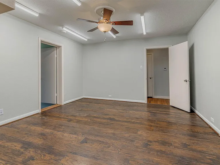 1113 Felder St — Photo 8