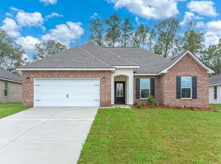2708 Louis Cir, Crestview, FL 32539