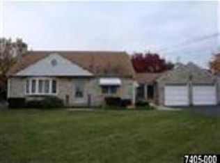 2356 Grandview Rd, Hanover, PA 17331