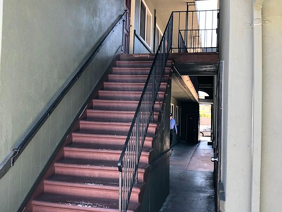 2nd image of 560 S 10th St #15