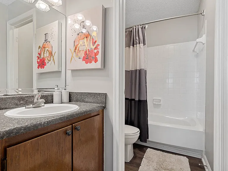 Ashley River Apartments — Photo 20
