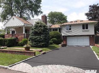 116 Mayhew Ave, Babylon, NY 11702