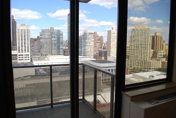 Rented by Citi Habitats | media 54