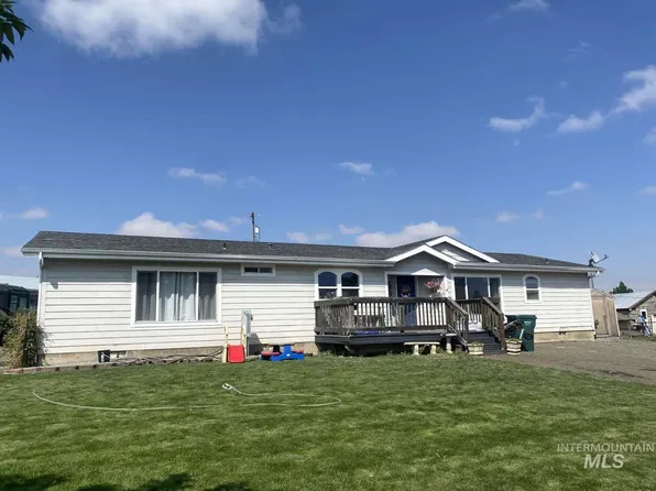 614 Peasley St, Cottonwood, ID 83522