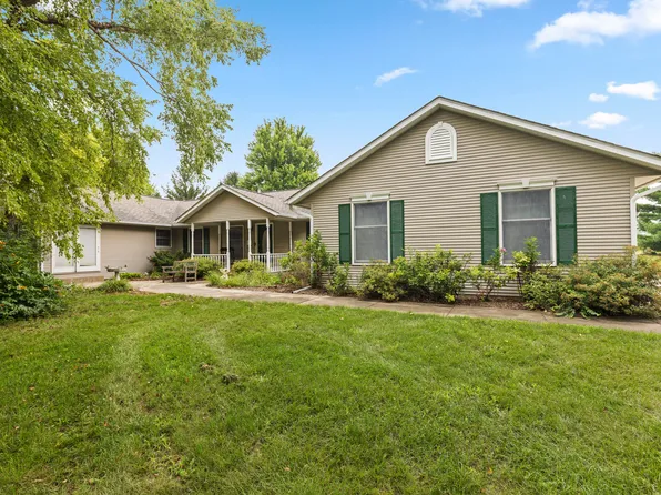 21810 Pleasant Grove Rd, Marengo, IL 60152