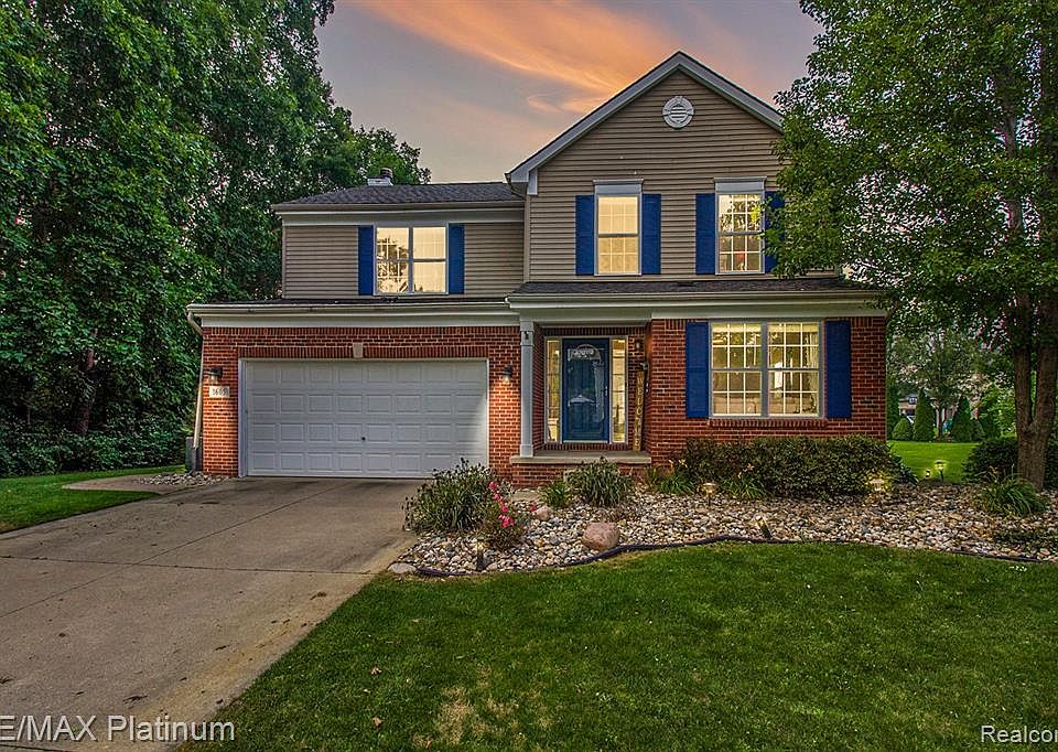 1605 Four Seasons Dr, Howell, MI 48843 Zillow