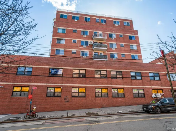 13616 31st Road #8B, Flushing, NY 11354