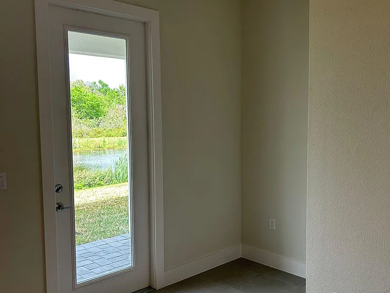1458 Brookdale Ct — Photo 7