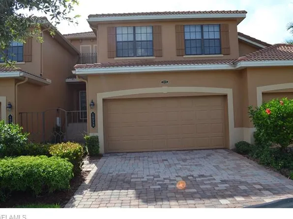 10538 Smokehouse Bay Dr #60202, Naples, FL 34120