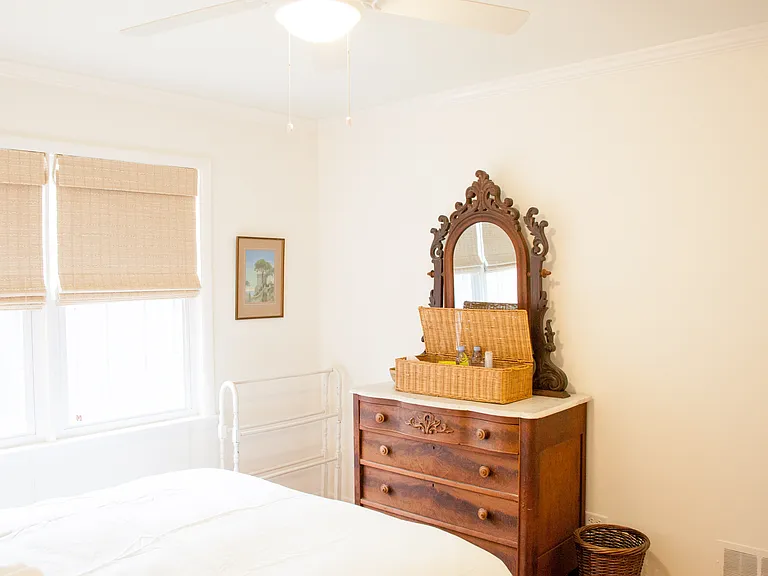 525 Kelly Ave — Photo 25