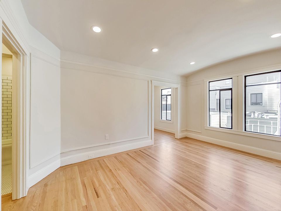 1st image of 3501 Divisadero St APT 16