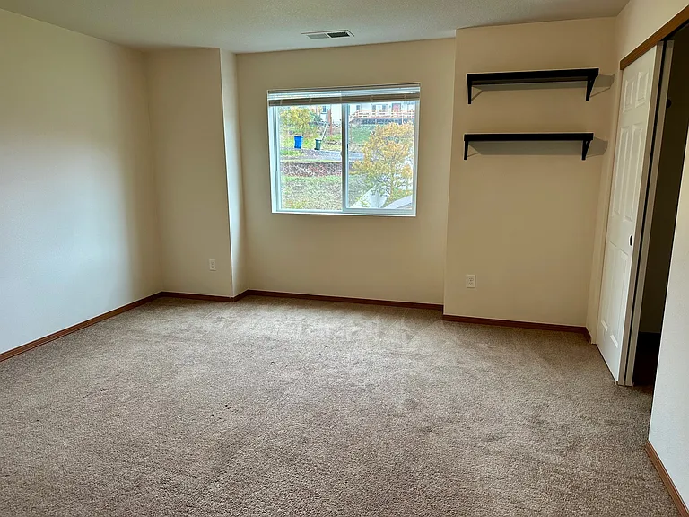 297 Sowell Dr #B — Photo 15