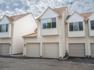 10 Cain Ct, Montville, NJ 07045