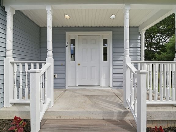 3rd image of 70 Katie Way