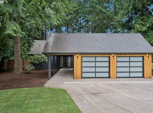 17253 SW Rivendell Dr, Portland, OR 97224