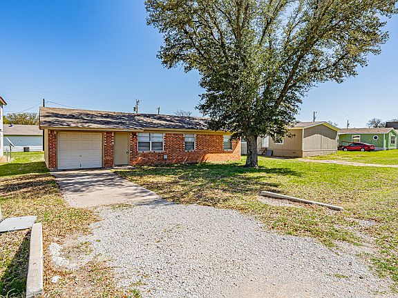 4th image of 1848 Coral Rd