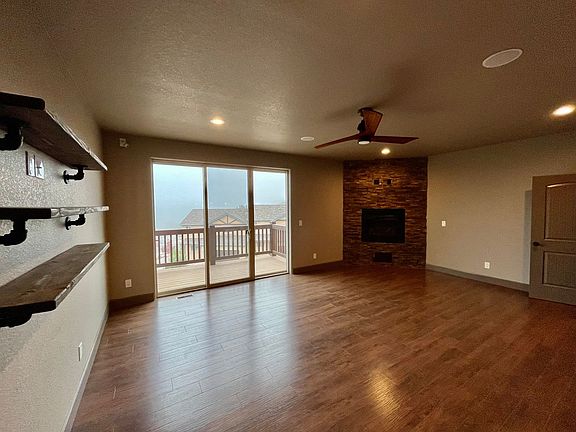 4th image of 5710 Canyon Reserve Hts