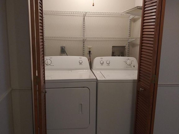 3rd image of 3960 Oak Trail Run APT 2708