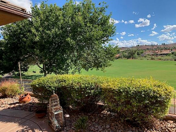 4th image of 2083 W Monterey Dr