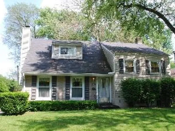 540 Winchester Rd, Chicago Heights, IL 60411