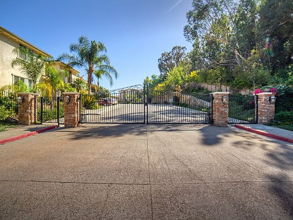 3rd image of 9652 Paso Robles Ave