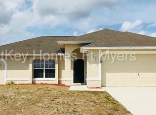 847 Newell St E, Lehigh Acres, FL 33936