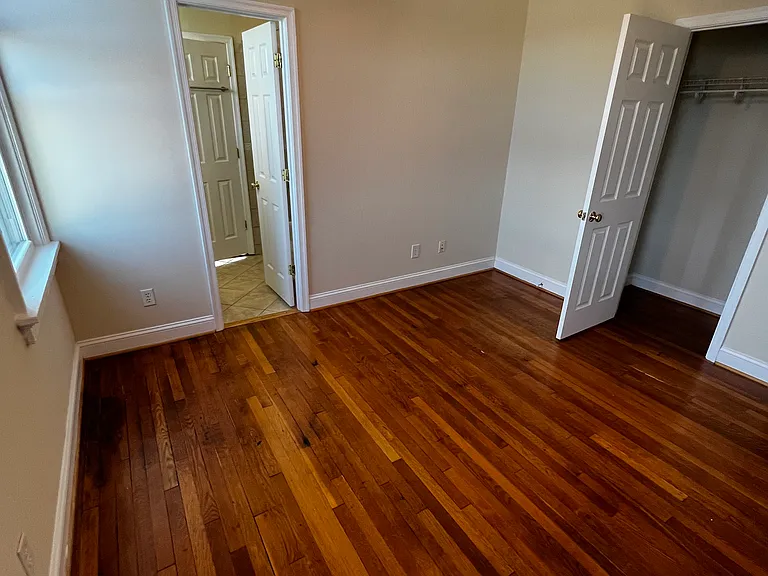 3007 Park Ave #5 — Photo 5