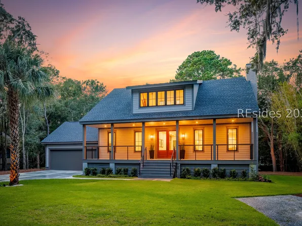 12 Bateau Rd, Hilton Head Island, SC 29928