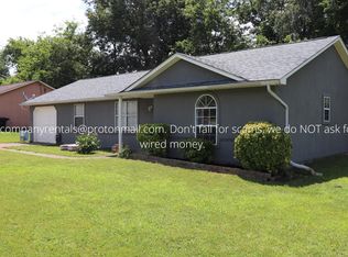 1221 Patton Pl, Oak Grove, KY 42262