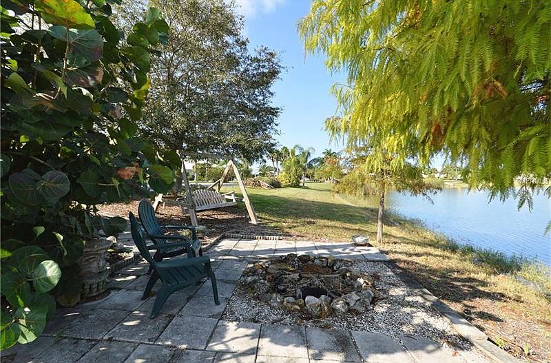 1st image of 8070 Casa De Meadows Dr