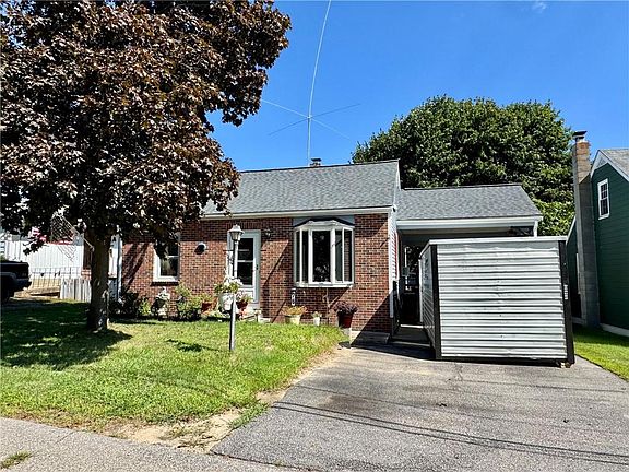2nd image of 76 Lydia Ave