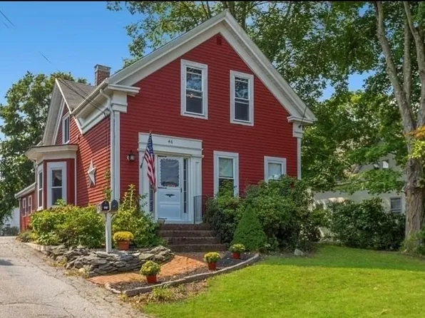 46 Tremont St, Taunton, MA 02780