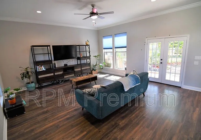 2582 Boudreaux Ave — Photo 6