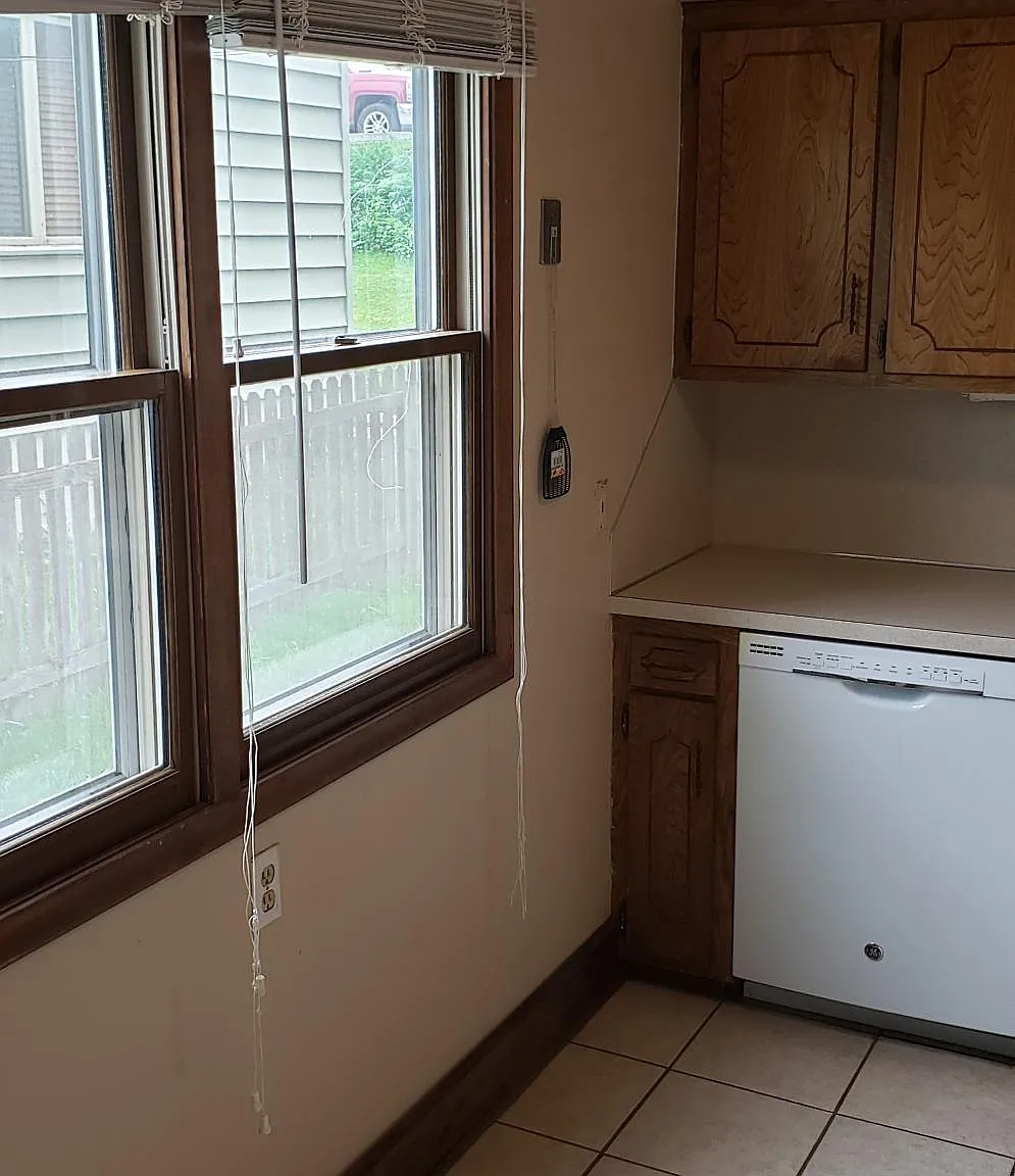 3259 Westgate Rd — Photo 4