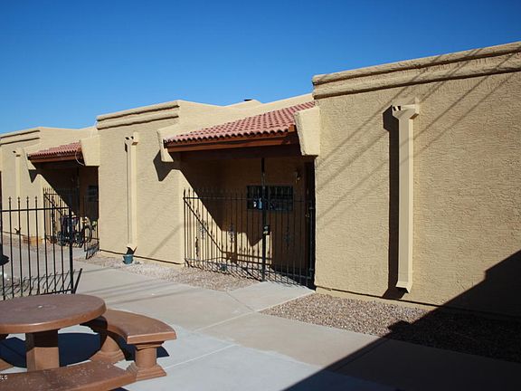 5th image of 9615 N 16th St APT 3