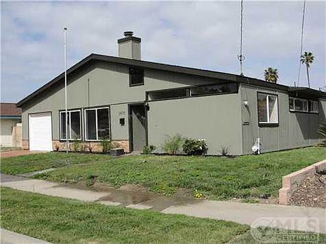 3rd image of 3418 Las Vegas Dr