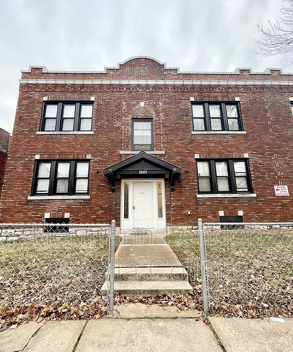 1st image of 3656 Bates St #2W
