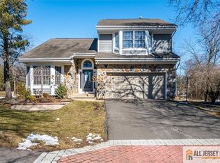 3 Marigold Ct, South Brunswick, NJ 08540