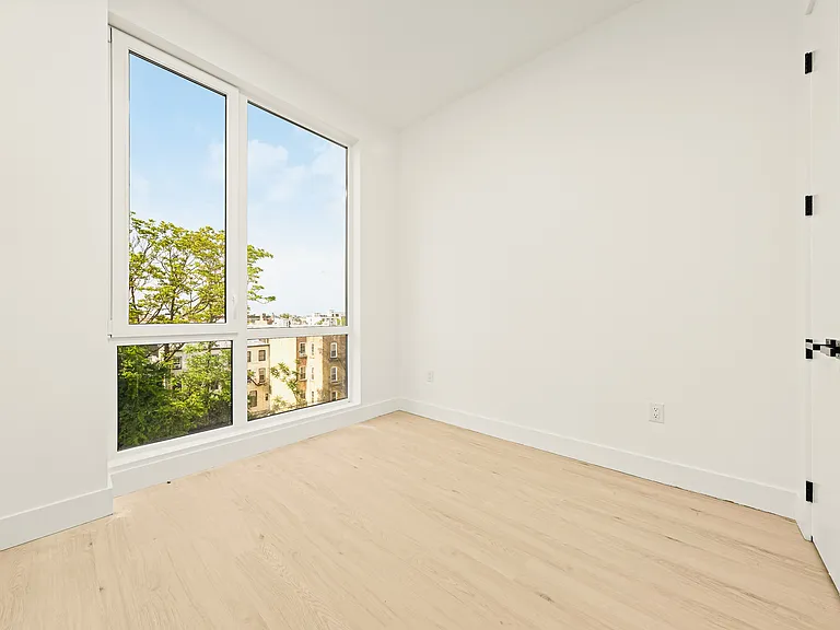 733 Lincoln Pl #1205 — Photo 8