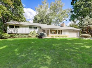 19750 Davidson Rd, Brookfield, WI 53045