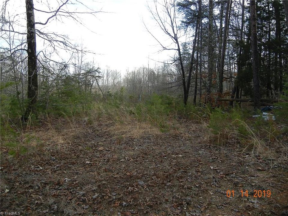 1st image of 134 Greenfield Trl