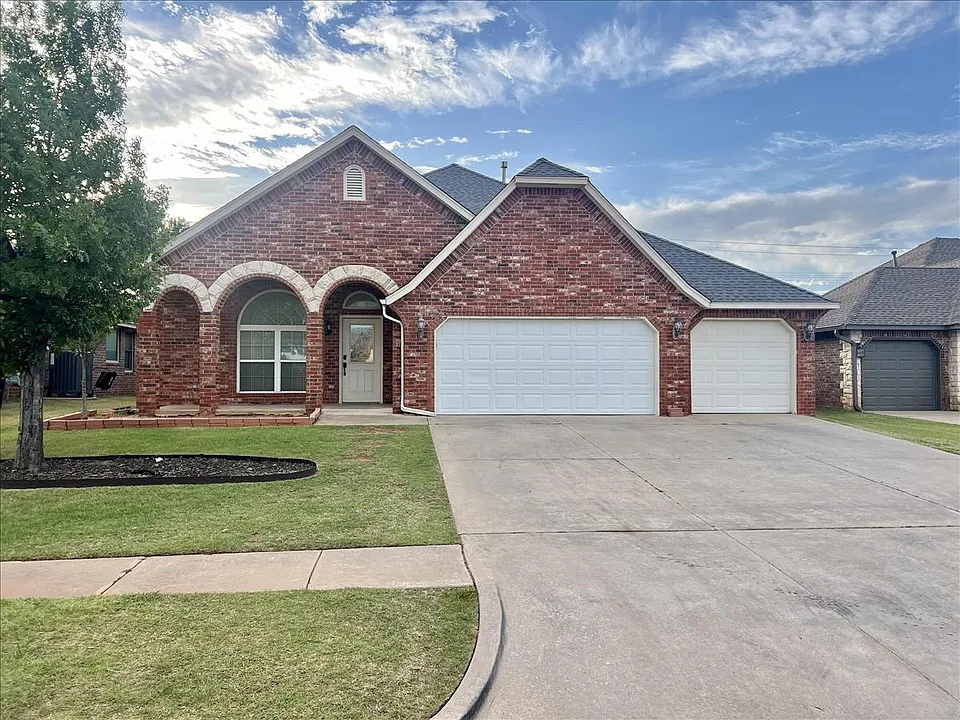 1604 Dorothy Dr