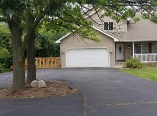 10027 Sheridan Rd, Pleasant Prairie, WI 53158