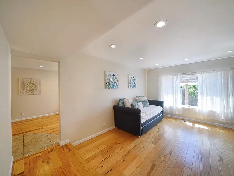 36021 Blair Pl — Photo 4