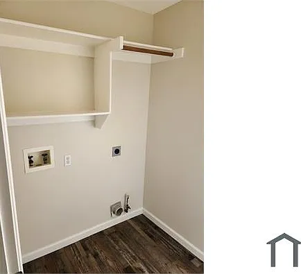 2525 Johnson Dr — Photo 7